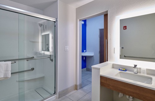 El Paso Hotel | Holiday Inn Express El Paso - Sunland Park Area by IHG