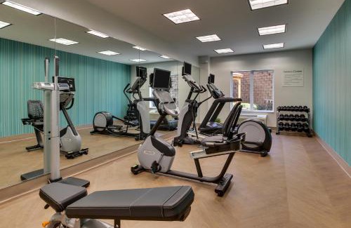 Columbus Hotel | Holiday Inn Express & Suites Columbus - Ft Benning Maingate by IHG