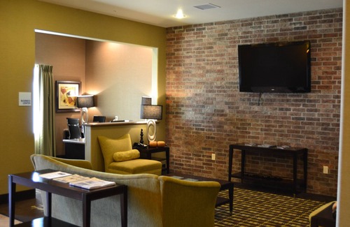 Heber Springs Hotel | Holiday Inn Express Heber Springs by IHG