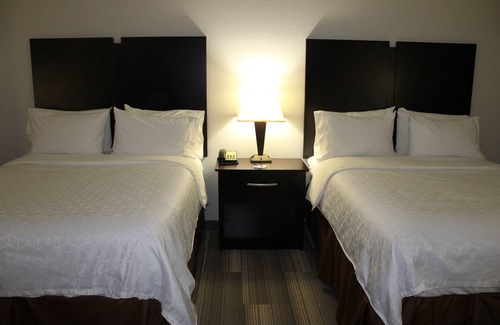 Heber Springs Hotel | Holiday Inn Express Heber Springs by IHG