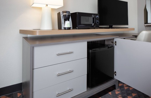 Hasbrouck Heights Hotel | Holiday Inn Hasbrouck Heights-Meadowlands by IHG