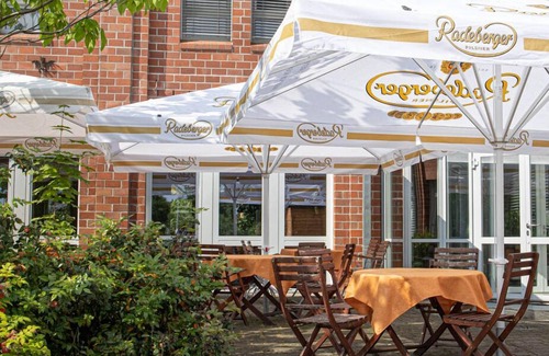 Koetschlitz Hotel | Holiday Inn Leipzig - Günthersdorf, an IHG Hotel