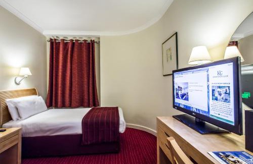 Kensington Hotel | Holiday Inn London Kensington High St. by IHG