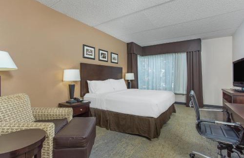 Fairgrounds Hotel | Holiday Inn Louisville Airport - Fair/Expo by IHG