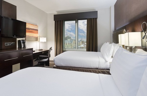 Lower East Side Hotel | Holiday Inn NYC - Lower East Side by IHG