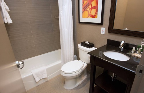 Lower East Side Hotel | Holiday Inn NYC - Lower East Side by IHG