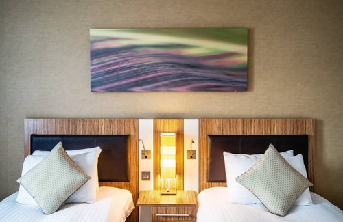 Stevenage Hotel | Holiday Inn Stevenage by IHG