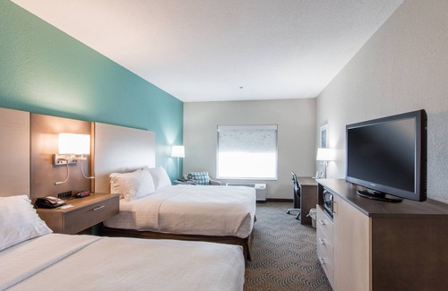 Lake City Hotel | Holiday Inn & Suites Lake City by IHG