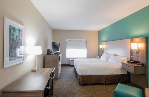 Lake City Hotel | Holiday Inn & Suites Lake City by IHG