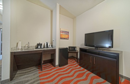 Barker Hotel | Holiday Inn Westway Park by IHG