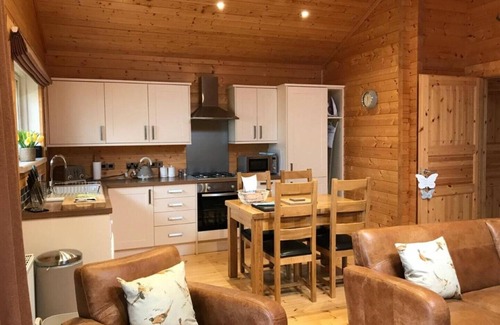 Leigh upon Mendip Cabina | Hollybush Lodges