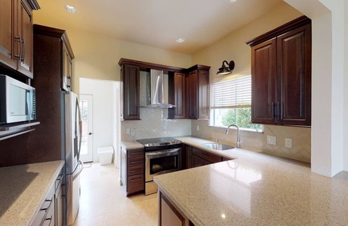 Palm Desert Casa | Hollywood Regency Style Villa & Country Club in the Desert