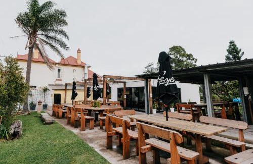 Holmesville Hotel | Holmesville Hotel