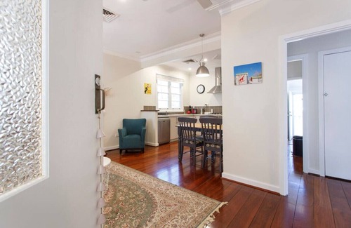 Hilton Casa | Home Away - 2 Bedroom Cottage