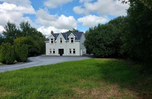 Ennis Casa | Home in Ennis