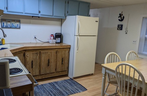 Friendship Casa | Home near Castle Rock Lake