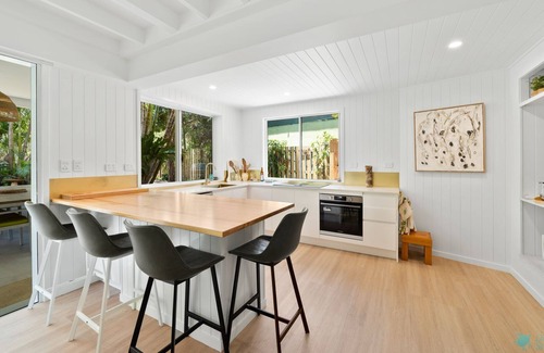 Point Lookout Casa | Home on Home by Discover Stradbroke