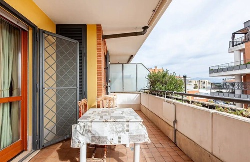 Zona IV Casal Boccone Apartamento | Home with a view, ideal for large families, spacious and bright