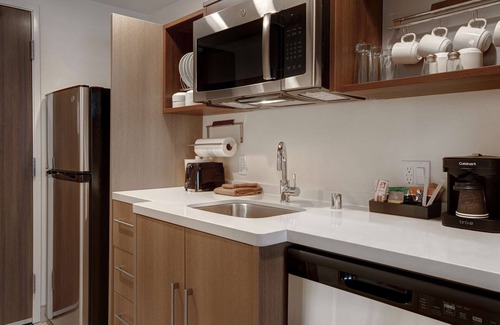 Garden Grove Hotel | Home2 Suites by Hilton Garden Grove