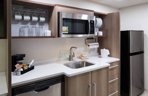 Northside Hotel | Home2 Suites by Hilton Jacksonville Airport