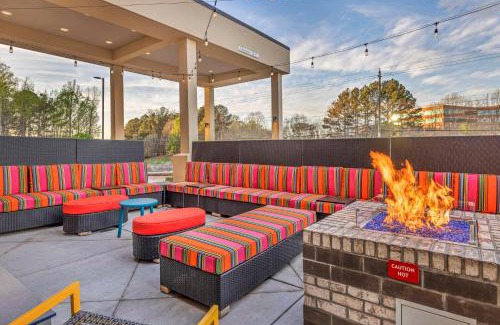 Southwest Raleigh Hotel | Home2 Suites by Hilton Raleigh West Lenovo Center