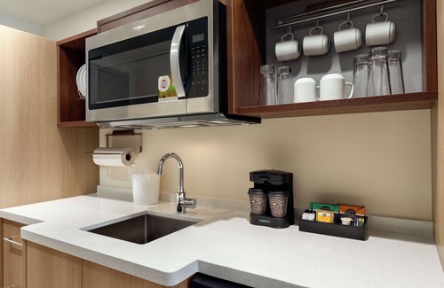 Ballentine Manor Estates Hotel | Home2 Suites by Hilton Sarasota - Bradenton Airport, FL