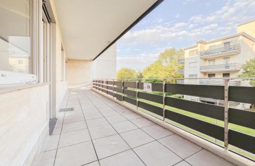 Rhein-Erft-Kreis District Apartamento | Home4Now BM02 Monteursunterkunft in Bergheim I 2 Schlafzimmer für 5 Personen I Küche I SmartTV I WiFi I Parkplatz