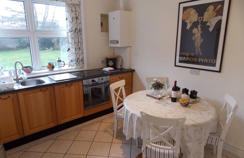 Morningside Apartamento | Apartamento tranquilo de 2 dormitorios en la vibrante área de Morningside en Edimburgo