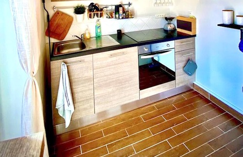 Nemours Apartamento | Homerez - Apartamento para 4 pers. con jacuzzi, jardín y terraza en Nemours