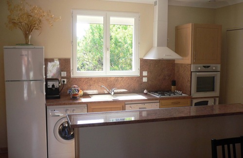 Beziers Apartamento | Homerez - Apto en Béziers - Piscina compartida