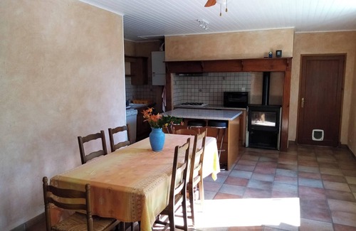 Nadillac Casa | Homerez - Casa encantadora en Nadillac con piscina privada
