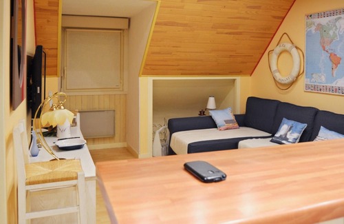 Plomelin Apartamento | Homerez - Casa encantadora en Plomelin con jardín
