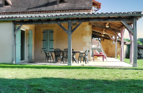 Issac Villa | Homerez - Villa encantadora en Issac con piscina privada