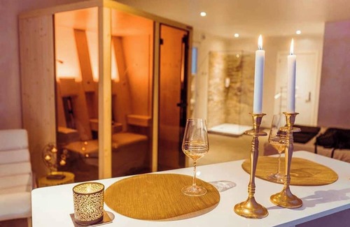 Tournai Casa | Homerez - Casa acogedora con jardín y jacuzzi en Tournai