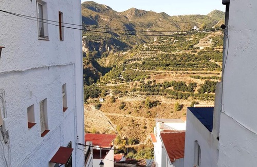 Otivar Casa | Homerez - Bonita casa a 14 km de la playa para 4 pers. con terraza en Otívar