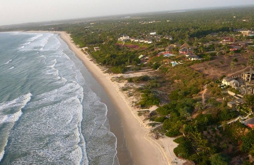 Cap Skirring Casa | Homerez - Spacious house 800 m away from the beach for 6 ppl. with swimming-pool