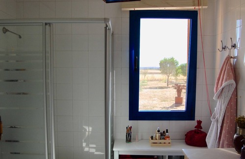 Uceda Villa | Homerez - Espaciosa villa para 7 pers. con piscina y terraza en Uceda