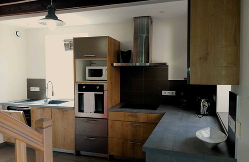 Crozes-Hermitage Villa | Homerez - Villa en Crozes-Hermitage