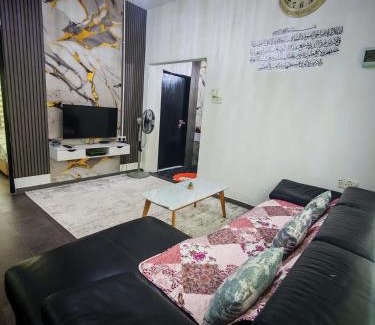 Kampung Padang Manggis Casa | Homestay Adam