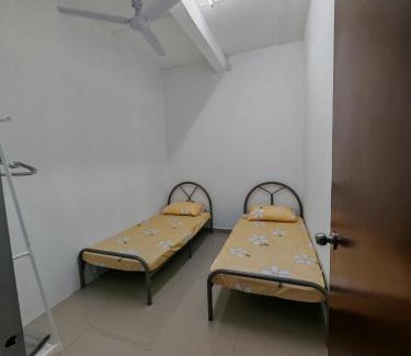 Banting Casa | HOMESTAY DATUL BANTING #4, 2bilik 5-7org, Near Kelanang, HargaB40, Mvslim shj, #NO TOWEL