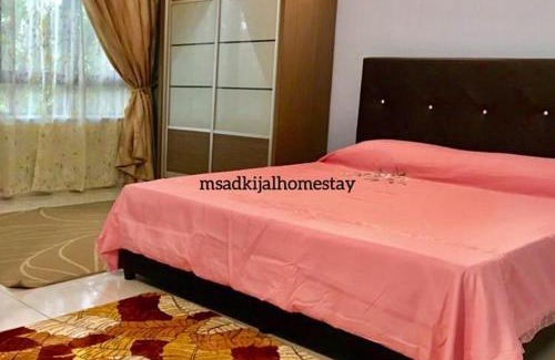 Kampung Meraga Beris Apartamento | HOMESTAY MSA D'KIJAL