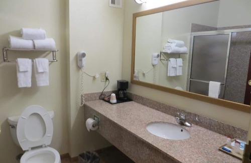 Bryant Hotel | HomeTown Hotel Bryant