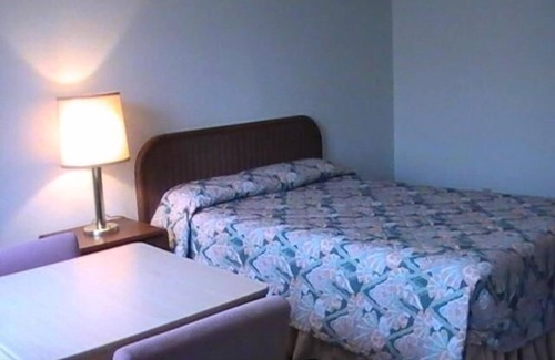 Galion Hotel | Hometown Inn Galion