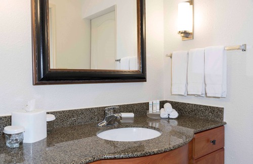 Plainfield Hotel | Homewood Suites by Hilton Indianapolis-Airport/Plainfield