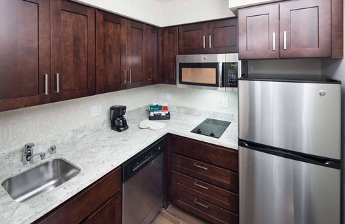Tukwila Hotel | Homewood Suites by Hilton Seattle-Tacoma Airport/Tukwila