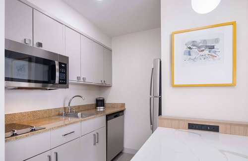 Columbia Hotel | Homewood Suites by Hilton Columbia