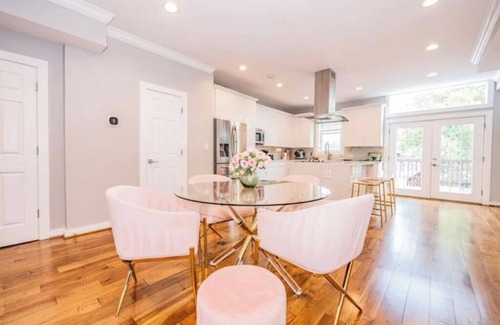 Brightwood Park Apartamento | Homie 2BR w/ 1.5BA Home with Patio & Deck in NW DC