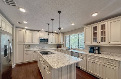 Homosassa Casa | Homosassa River Retreat with Pool, Dock, Fire Pit & Water Sports