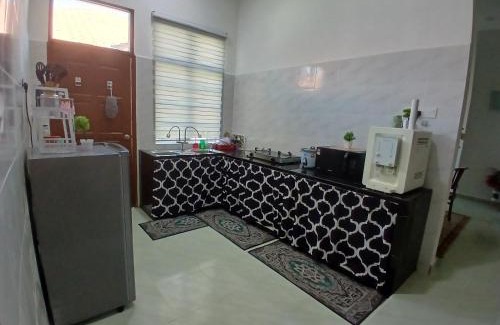 Marang Chalet De Esquí | Homstay Purnama Rusila 3 Bilik tidur