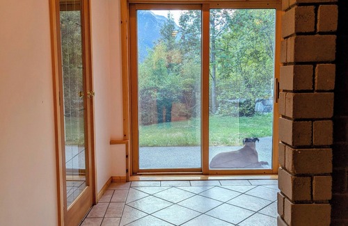 Shalalth Casa | Honey House